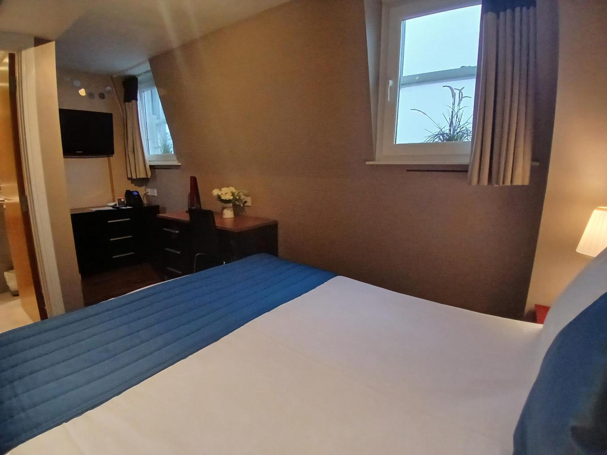 Hotel The Royal 4*